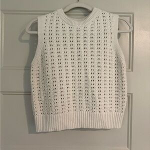 Universal Thread White Knit Sleeveless Sweater
